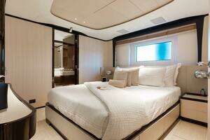 2019 Benetti Delfino 95 thumbnail 12