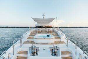 2019 Benetti Delfino 95 thumbnail 22
