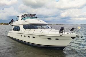 Sonshine 56ft Carver Yacht For Sale
