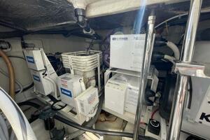 Sonshine 56ft Carver Yacht For Sale