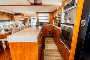 2013 Fairline thumbnail 7