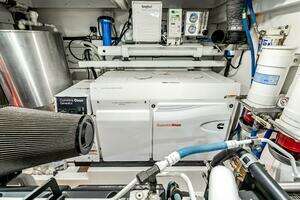 2013 Fairline thumbnail 27