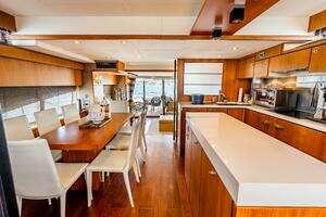 2013 Fairline thumbnail 8