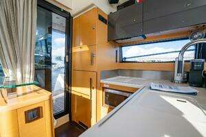 2013 Prestige 500 S thumbnail 7