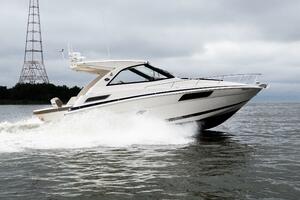 35ft Regal Yacht For Sale