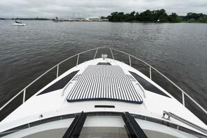 35ft Regal Yacht For Sale