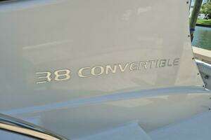 2002 Silverton 38 Convertible thumbnail 6