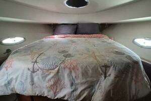 2002 Silverton 38 Convertible thumbnail 33