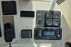 2002 Silverton 38 Convertible thumbnail 13
