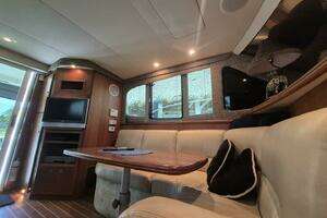 2002 Silverton 38 Convertible thumbnail 41