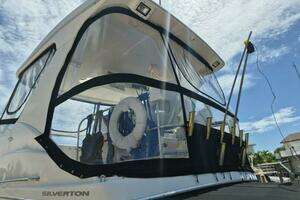 2002 Silverton 38 Convertible thumbnail 7