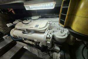 2002 Silverton 38 Convertible thumbnail 45