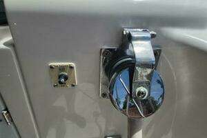 2002 Silverton 38 Convertible thumbnail 24