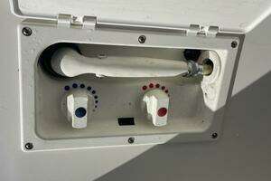 2000 Sea Ray 400 Sedan Bridge thumbnail 121