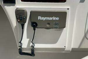 2000 Sea Ray 400 Sedan Bridge thumbnail 41