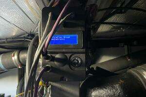 2000 Sea Ray 400 Sedan Bridge thumbnail 111