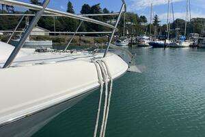2000 Sea Ray 400 Sedan Bridge thumbnail 14