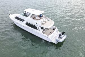2004 Carver 56 Voyager
