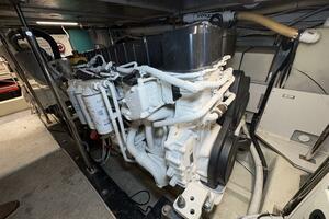 2004 Carver 56 Voyager