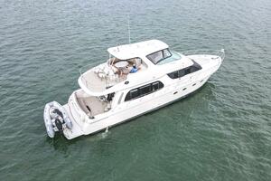 2004 Carver 56 Voyager