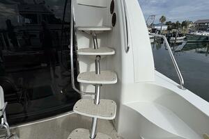 2004 Carver 56 Voyager