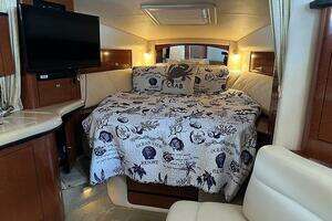 2004 Sea Ray 320 Sundancer thumbnail 21