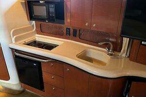 2004 Sea Ray 320 Sundancer thumbnail 17