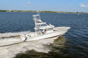 42FT (12.8M) YELLOWFIN