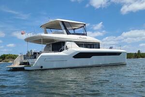 Breathe 53ft Robertson  amp  Caine Yacht For Sale