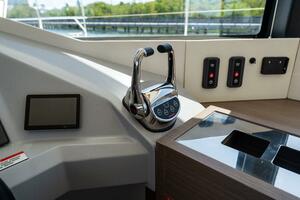 Breathe 53ft Robertson  amp  Caine Yacht For Sale
