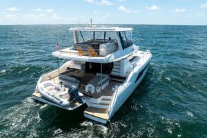 Breathe 53ft Robertson  amp  Caine Yacht For Sale