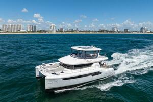 Breathe 53ft Robertson  amp  Caine Yacht For Sale
