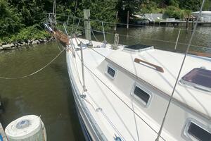 36ft Bayfield Yacht For Sale
