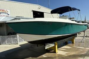 25ft Contender Yacht For Sale