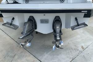 32ft Cruisers Sport Series Yacht For Sale