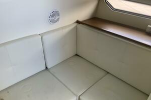 32ft Cruisers Sport Series Yacht For Sale