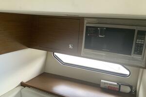 32ft Cruisers Sport Series Yacht For Sale