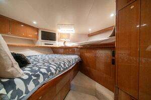 2004 Viking 61 Convertible thumbnail 59