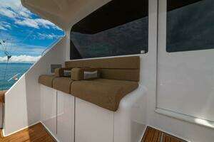 2004 Viking 61 Convertible thumbnail 76