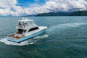 2004 Viking 61 Convertible thumbnail 110