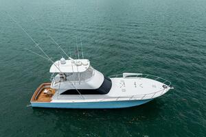 2004 Viking 61 Convertible 