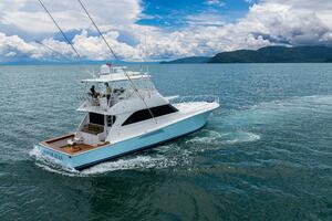 2004 Viking 61 Convertible 