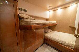 2004 Viking 61 Convertible thumbnail 45