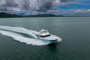 2004 Viking 61 Convertible 