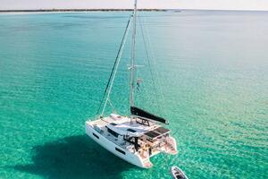 40ft Lagoon Yacht For Sale