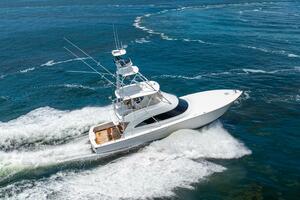 2021 Viking 58 Convertible 