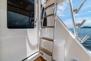 2021 Viking 58 Convertible 