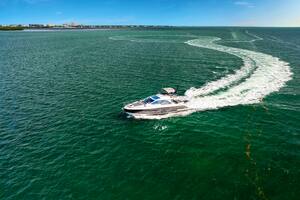 AMF 59ft Azimut Yacht For Sale