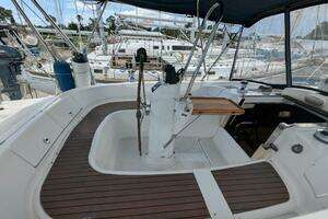 2007 Hunter 45 CC thumbnail 18