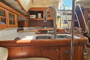 45ft Hunter Yacht For Sale